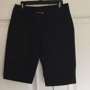 Black Cabi Bermudas
